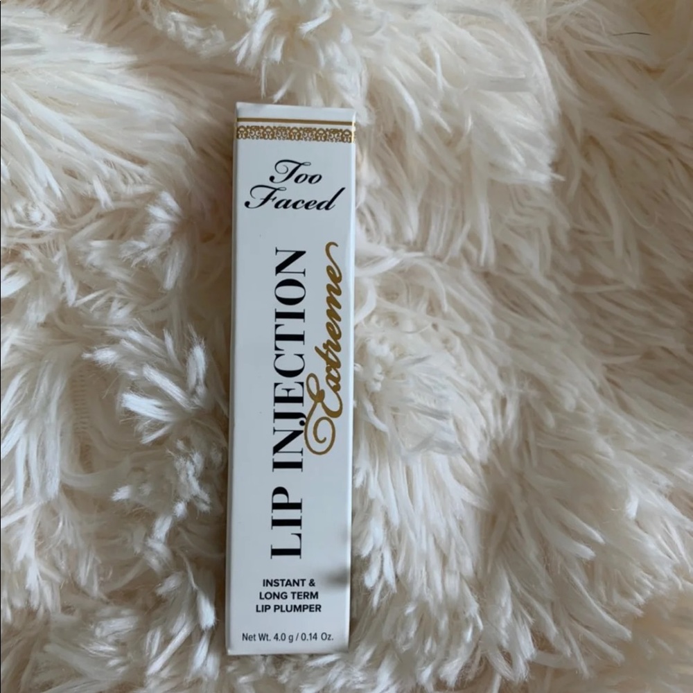 Too Faced Lip Injection extreme